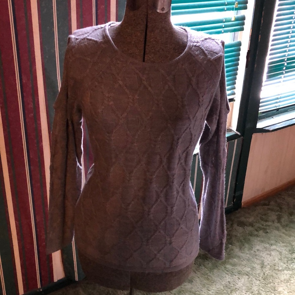 Sonoma long sleeved sweater
